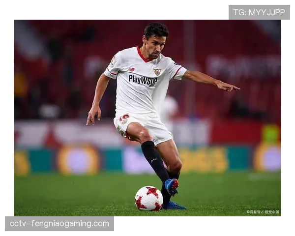 特写镜头:塞维利亚球员得知球队确定无缘欧战后,在场上茫然的表情